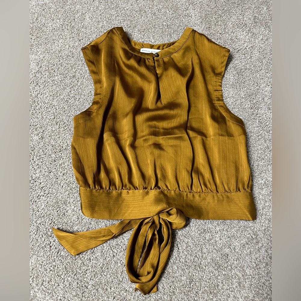 Women’s High Neck Tank Top